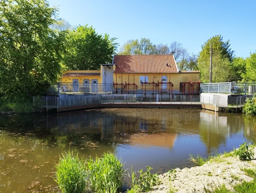 This is "The Old Power Plant". Every local tourist brochure mentions it as something you should see in Bindslev. There is absolutely nothing special about it, which tells you everything you need to know about how exciting our new hometown is.